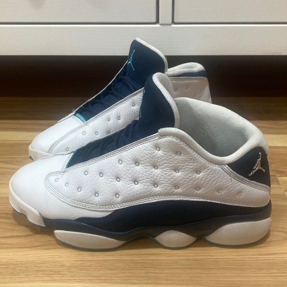 MEN’S Air Jordan 13 Low 'Hornets'